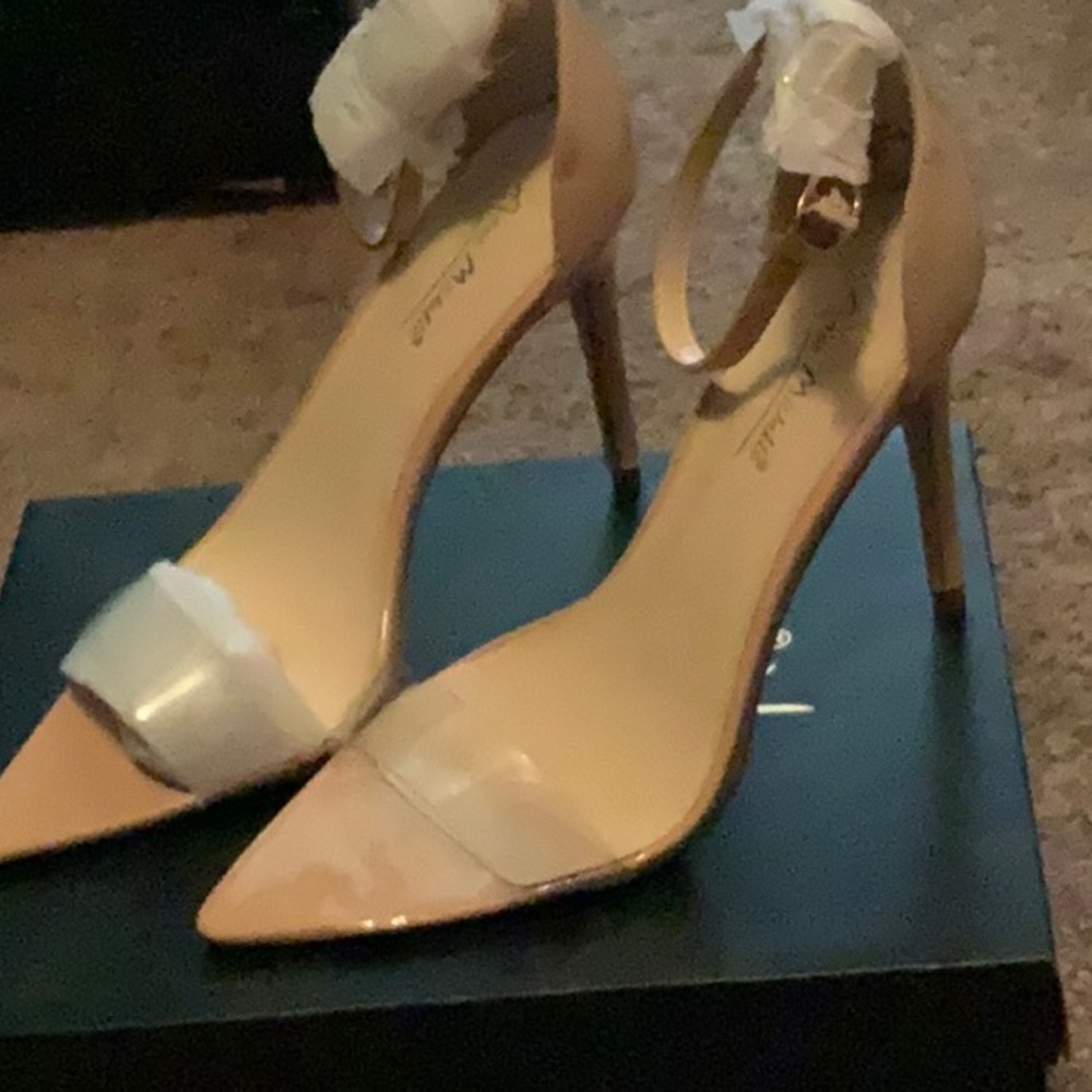 Anne Michelle sandals